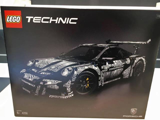 Lego представил Porsche 911 GT3 RS
